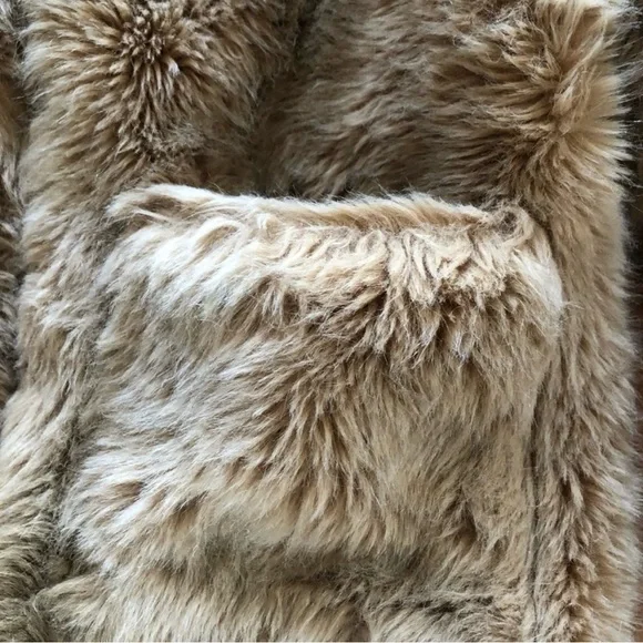 Zara Kids Tan Faux Fur Jacket with Pink Sleeves - Picture 7 of 7